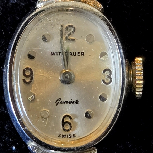 Wittnauer 10k Bezel Gold Women's Watch - Picture 1 of 3